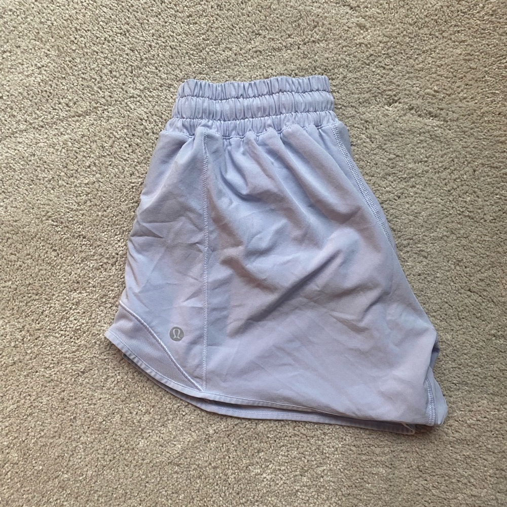 Lululemon hotty hot shorts size 6, 4 inch length